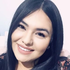 Meet your Posher, Alejandra
